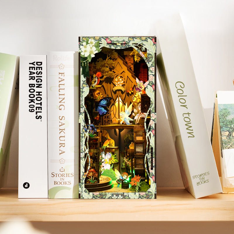 Booknook Secret World of the Forest - Assemblr